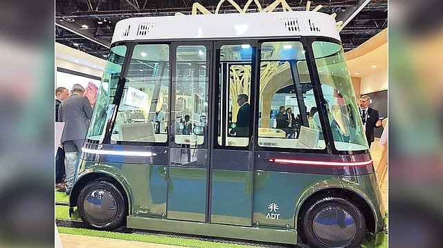 Abu Dhabi to get light rail, urban loop transport soon