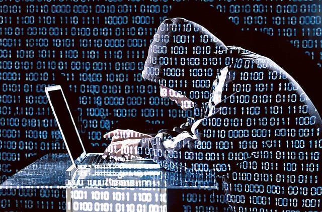 Abu Dhabi Police Warn Against Rising Online and Phone Scams