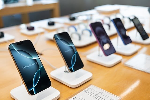 Cyber Monday deals: iPhone 15, 16 and MacBook Pro hit lowest UAE prices, 6 more top offers