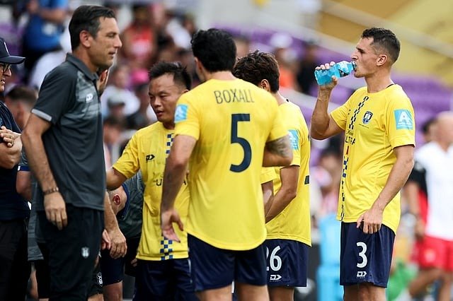 Mandatory 3-minute hydration breaks at 2026 football World Cup