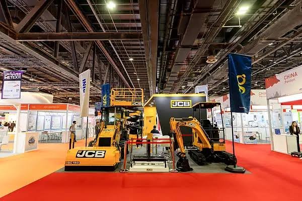 Galadari Showcases J...